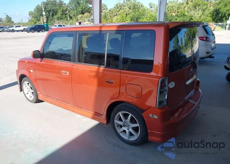 2004 Scion Xb Base (A4) из США, поврежденный, VIN JTLKT324340162815